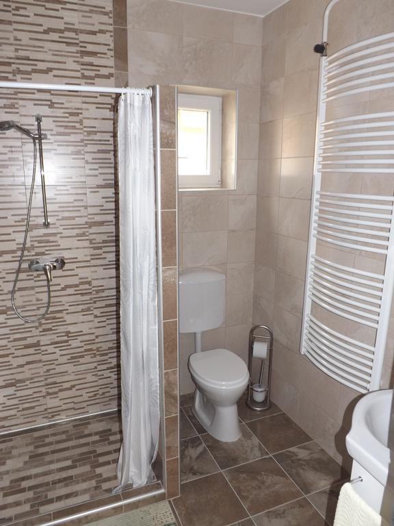Fagyoengy Apartment Sarvar Room photo
